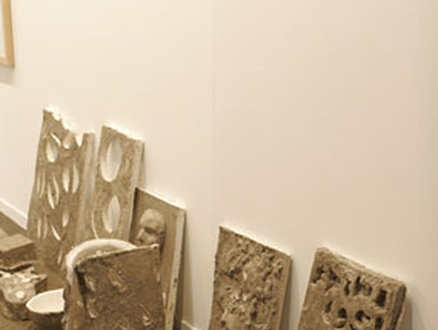 Una obra realizada con escultura, arena y ceniza.

Foto: Alberto Morales