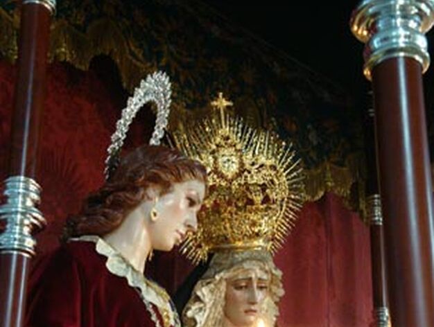 Mar&iacute;a Magdalena y la Virgen del Sol.

Foto: J.P.