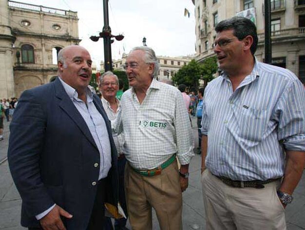 Juan Mar&iacute;a dl Pin, Jaime Raynaud y Ricardo Tarno.

Foto: Antonio Pizarro / Juan Carlos Mu&ntilde;oz