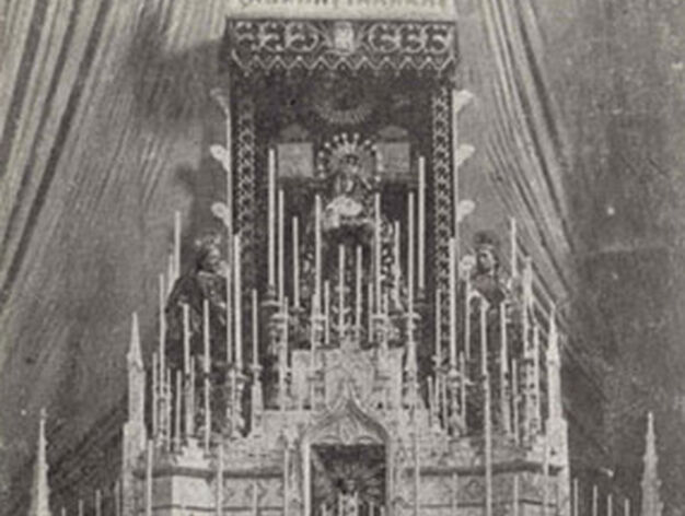 Altar del septenario en la iglesia del Santo &Aacute;ngel
