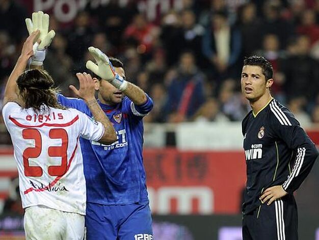 El Sevilla pierde 0-1 con el Real Madrid en la ida de las semifinales de la Copa del Rey. / AFP