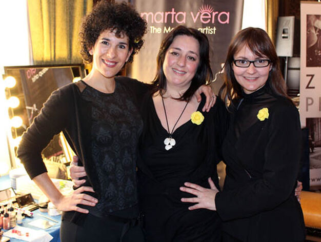 Marta Vera, Roc&iacute;o Carmona y Laura August&iacute;n, de Marta Vera, maquillaje, peluquer&iacute;a y estilismo.

Foto: Victoria Ram&iacute;rez