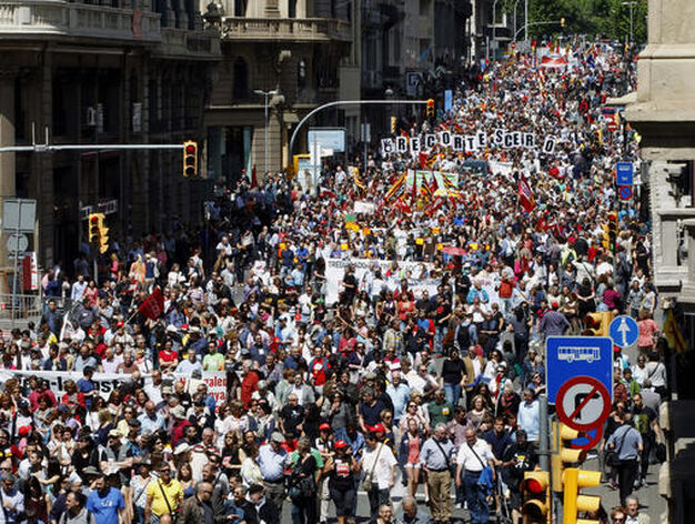 Manifestaci&oacute;n del Primero de Mayo en Barcelona.

Foto: EFE