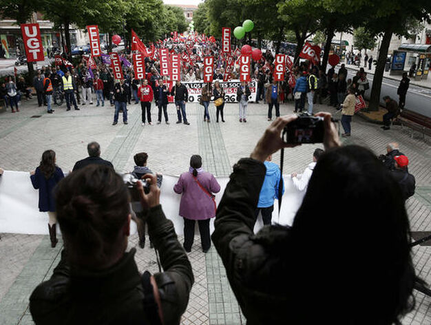 Manifestaci&oacute;n del Primero de Mayo en Pamplona.

Foto: EFE