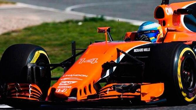 Fernando Alonso con su McLaren.