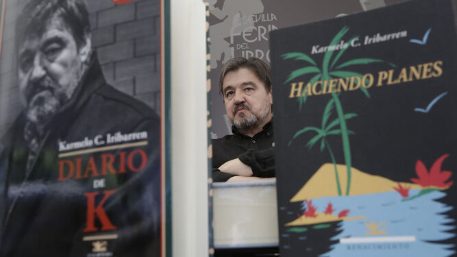 Karmelo Iribarren, en una visita reciente a la Feria del Libro de Sevilla.