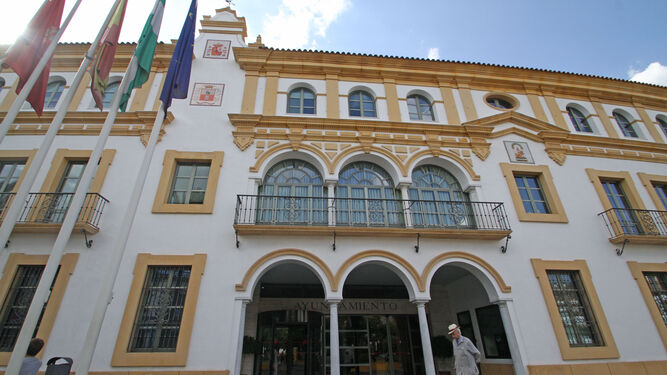 El Ayuntamiento de Dos Hermanas, que preside Francisco Toscano (PSOE) desde 1983.