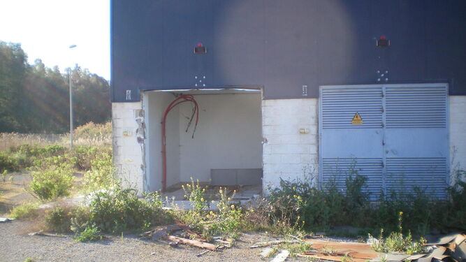 Estación de bombeo de Torre del Águila, inservible tras haber sido vandalizada.
