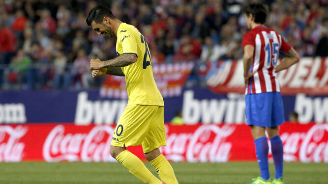 Bruno Soriano celebra su tanto de la victoria ante el Atlético de Madrid.