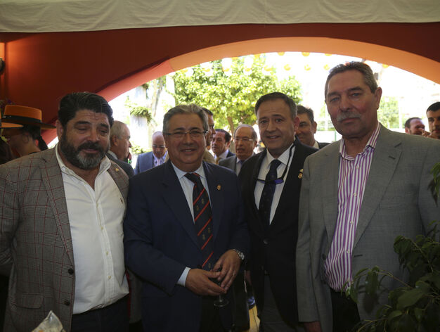 Zoido, con los dirigentes de la Uni&oacute;n Federal de Polic&iacute;a (UFP) Antonio Jurado, V&iacute;ctor Duque y Gabino Alfaya.