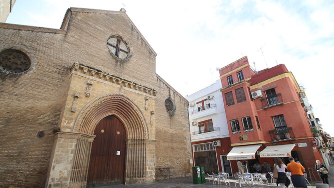 La parroquia de Santa Marina, escenario del último robo sufrido por un templo en Sevilla.
