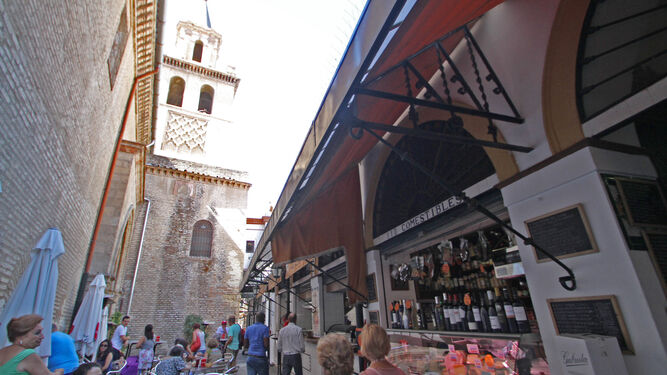 Los bares se han convertido en una de las principales ofertas del Mercado de la Feria.
