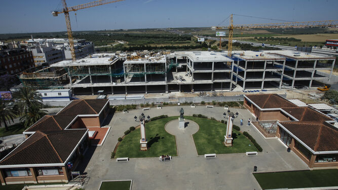 Vista panorámica del nuevo campus de la salud en el Aljarafe.