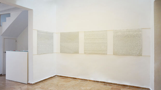 Sobre estas líneas, y abajo, algunas de las obras de Bernardo Ortiz que se muestran en la galería Alarcón Criado.