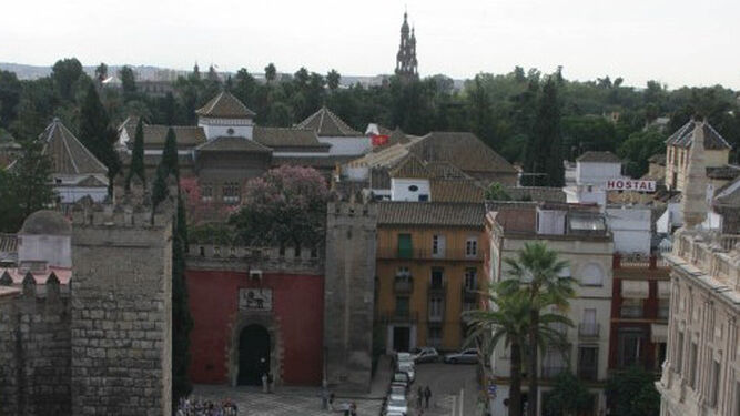 Una imagen del Alcázar desde la Catedral