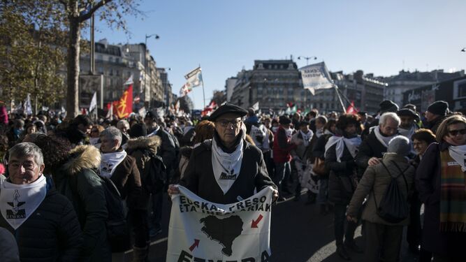 Manifestación en París en favor de los presos etarras en Francia