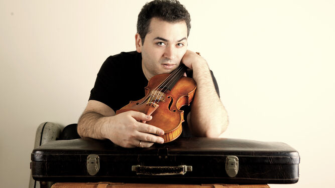 Josep Colomé (Sabadell, 1979) es el primer violinista español que graba la integral de 'Sonatas para violín' de Brahms.