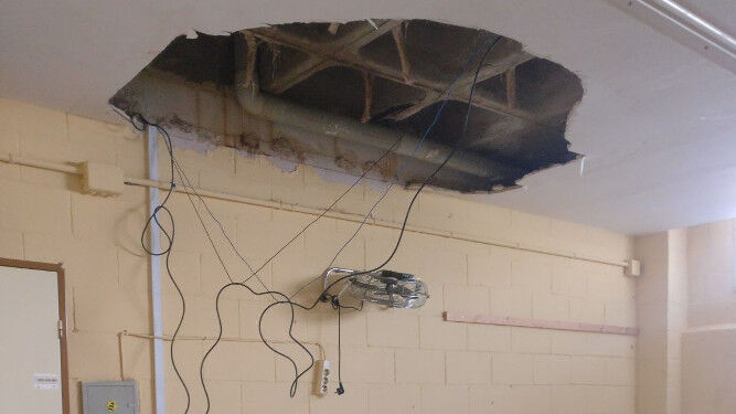 la parte del techo que se ha derrumbado.