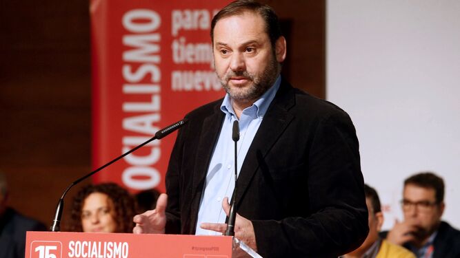 El secretario de Organización socialista, José Luis Ábalos, ayer en el congreso del PSOE de Albacete.
