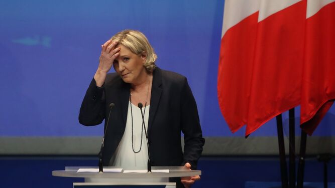 La ultraderecha de Le Pen pasa a denominarse Agrupación Nacional