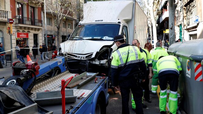 Arrollados por un camión sin frenos en Barcelona