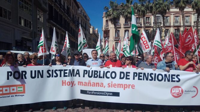 Cabecera de la protesta que recorrió ayer el centro de Málaga.