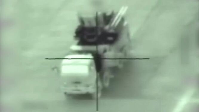 Captura de un vídeo del Ejército israelí que muestra un lanzamisiles sirio.