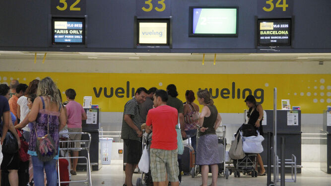 El aeropuerto de Sevilla busca trabajadores de diferentes perfiles: requisitos y cómo solicitar los puestos