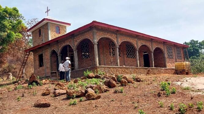 La Macarena financia la construcción de la Iglesia de la Esperanza en Bangassou