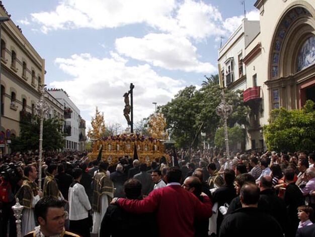 El Cristo de la Expiraci&oacute;n en la calle Castilla.

Foto: Victoria Hidalgo