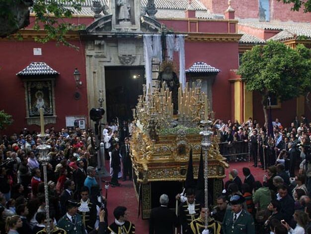 La Soledad en la plaza de San Lorenzo.

Foto: Jose Angel Garcia