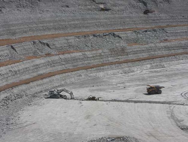 La mayor mina de cobre europea vuelve a ser explotada con una autorizaci&oacute;n ambiental provisional

Foto: Jos&eacute; &Aacute;ngel Garc&iacute;a