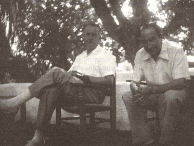 Con Carlos Rodr&iacute;guez Spiteri, agosto de 1954.