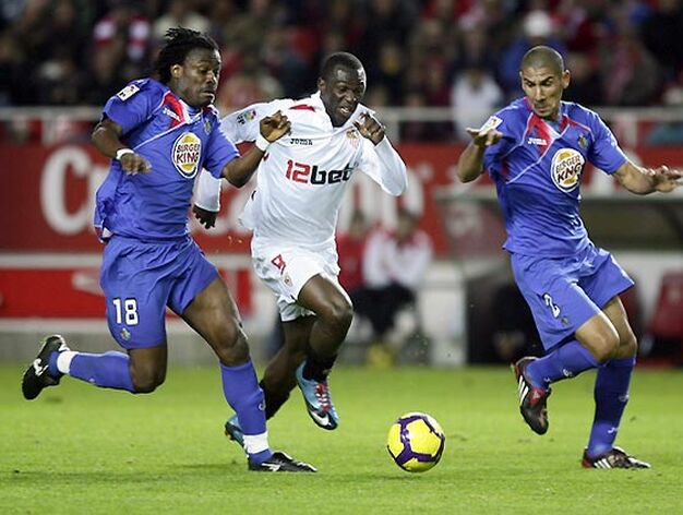 El Sevilla vuelve a fallar en casa y cae ante el Getafe (1-2).

Foto: Antonio Pizarro