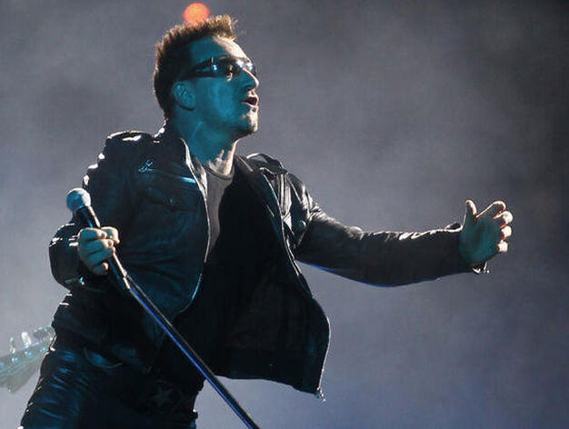 En numerosas ocasiones, el vocalista de U2 ha pedido la participaci&oacute;n del p&uacute;blico.

Foto: Pizarro