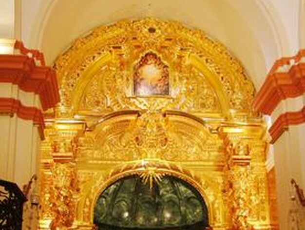 M&aacute;rmol, bronce y madera son los materiales que forman el monumental retablo que acoger&aacute; al Cristo de la Expiraci&oacute;n.

Foto: Victoria Hidalgo
