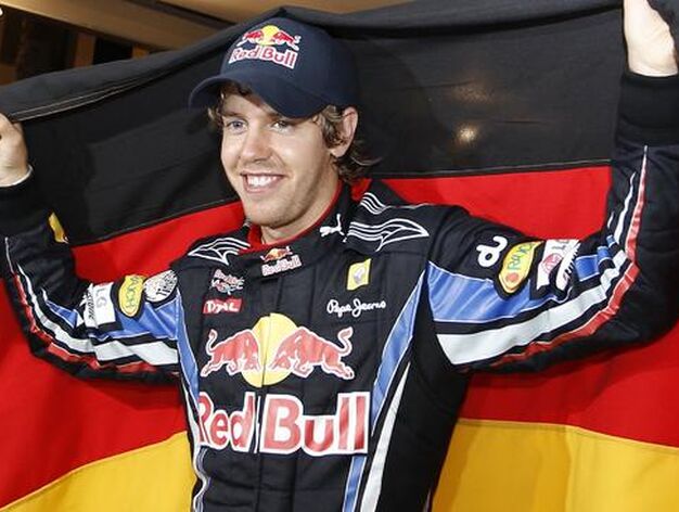 Sebastian Vettel celebra en Abu Dhabi su t&iacute;tulo mundial.

Foto: Reuters