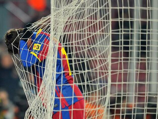 El Almer&iacute;a pierde 5-0 en el Camp Nou ante el Barcelona y queda virtualmente fuera de la final de la Copa del Rey. / AFP