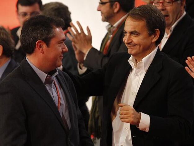Espadas, junto a Zapatero. / Antonio Pizarro