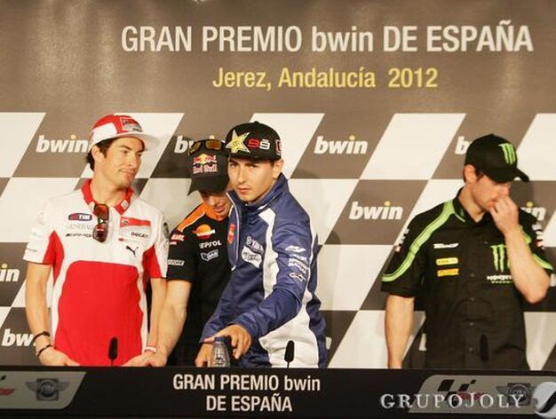 Pilotos en la rueda de prensa oficial

Foto: Pascual / Manuel Aranda / Fito Carreto
