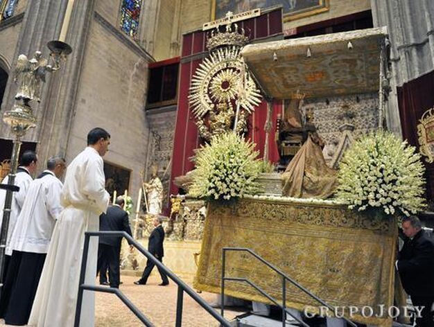 La virgen entrando a la catedral. 

Foto: Juan Carlos V&aacute;zquez
