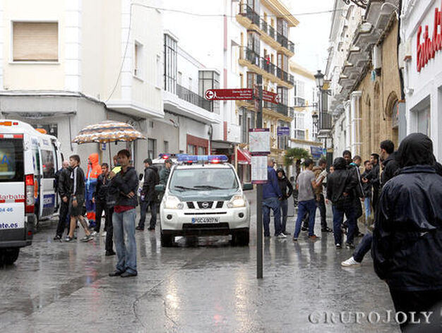 Siete aficionados del XDFC, heridos tras sufrir una encerrona en Chiclana

Foto: Sonia Ramos
