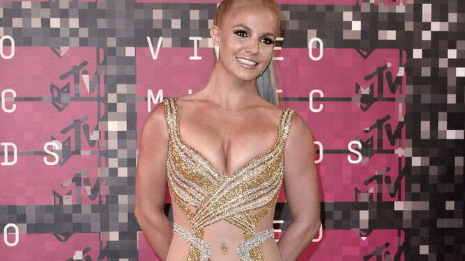 Britney Spears - MTV Gala 2015