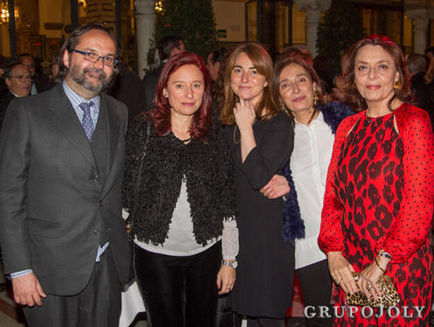 Braulio Ortiz, Carmen Carballo, Charo Ramos, Pilar Garc&iacute;a y Ana Gav&iacute;n.