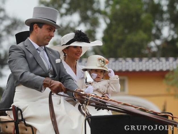 Una familia participa en el tradicional concurso ecuestre.

Foto: Jose Contreras