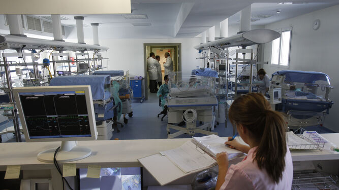 La sala de Neonatología del Hospital Quirón Sagrado  Corazón en Sevilla.