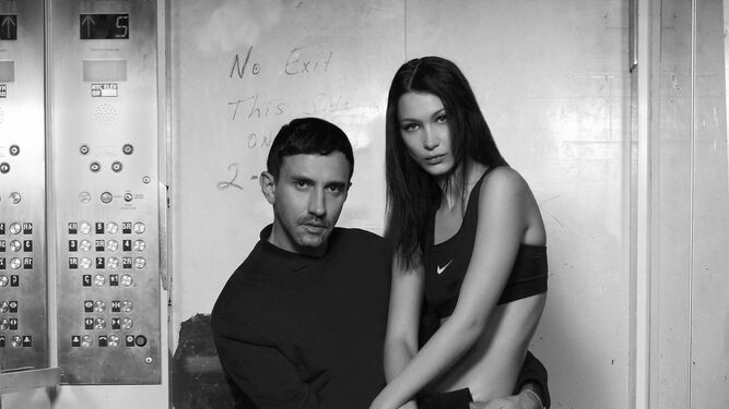 Deja Givenchy  y se lanza al deporte con Nike