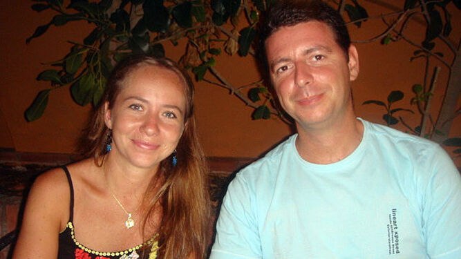 Sergio Oliva, con su ex mujer.