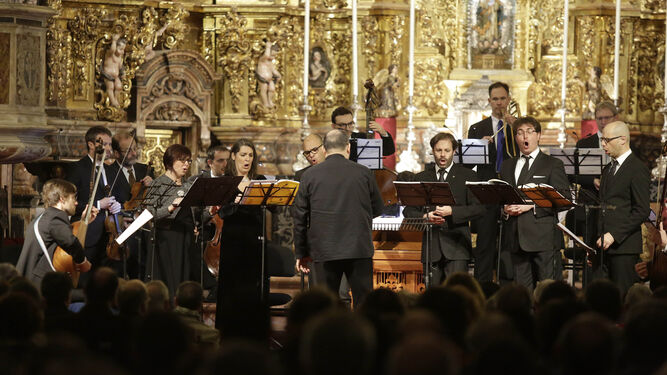 Concerto Italiano, dirigido por Alessandrini, durante su actuación en la iglesia de la Magdalena.