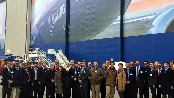 Foto de familia de las empresas andaluzas participantes en la misión comercial de Extenda en las instalaciones de Boeing en Seattle (EEUU).